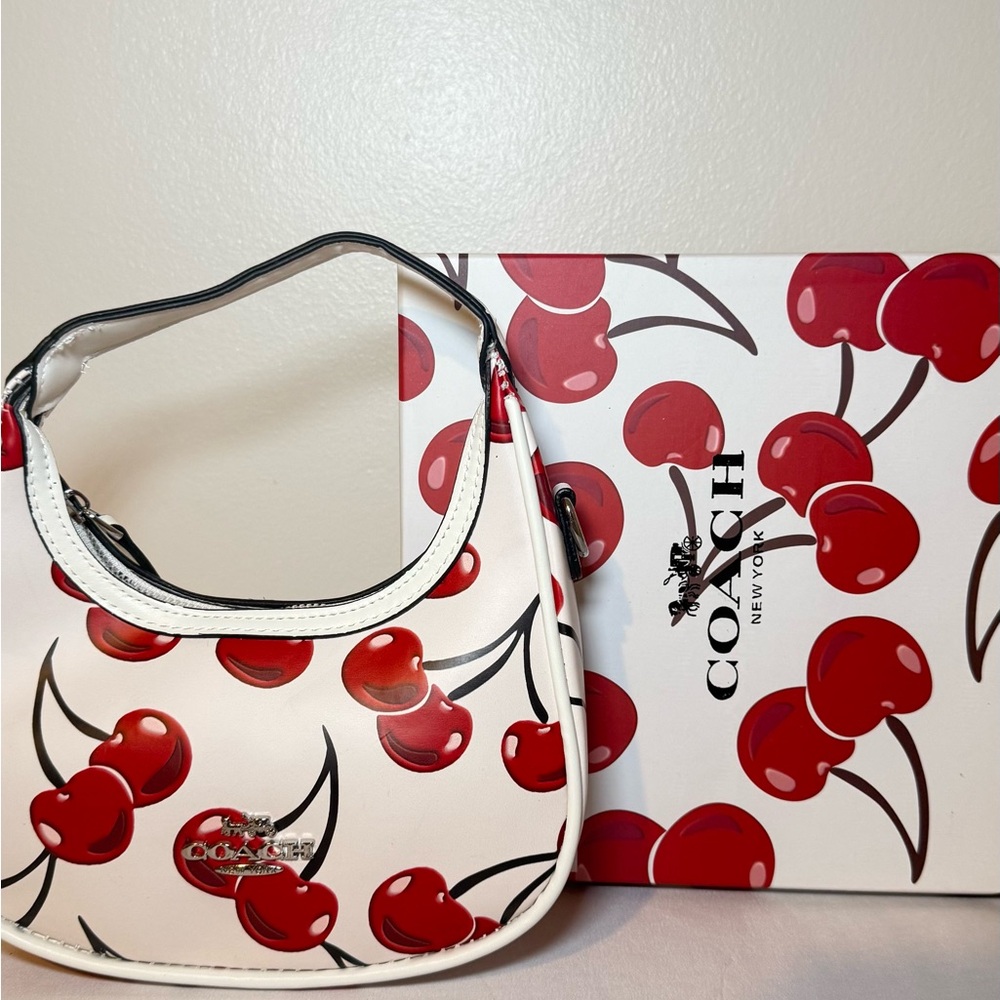 Coach Cherry Patterned White Shoulder Bag